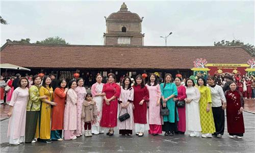 Máy Biến Áp LE – Mừng Ngày Quốc Tế Phụ Nữ 8/3: Tôn Vinh Những Bông Hoa Thép