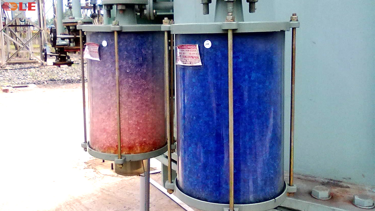 Bình hút ẩm của máy biến áp làm mát bằng dầu.