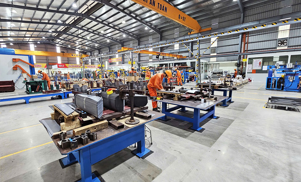 Quá trình sản xuất và lắp ráp máy biến áp tại nhà máy LE