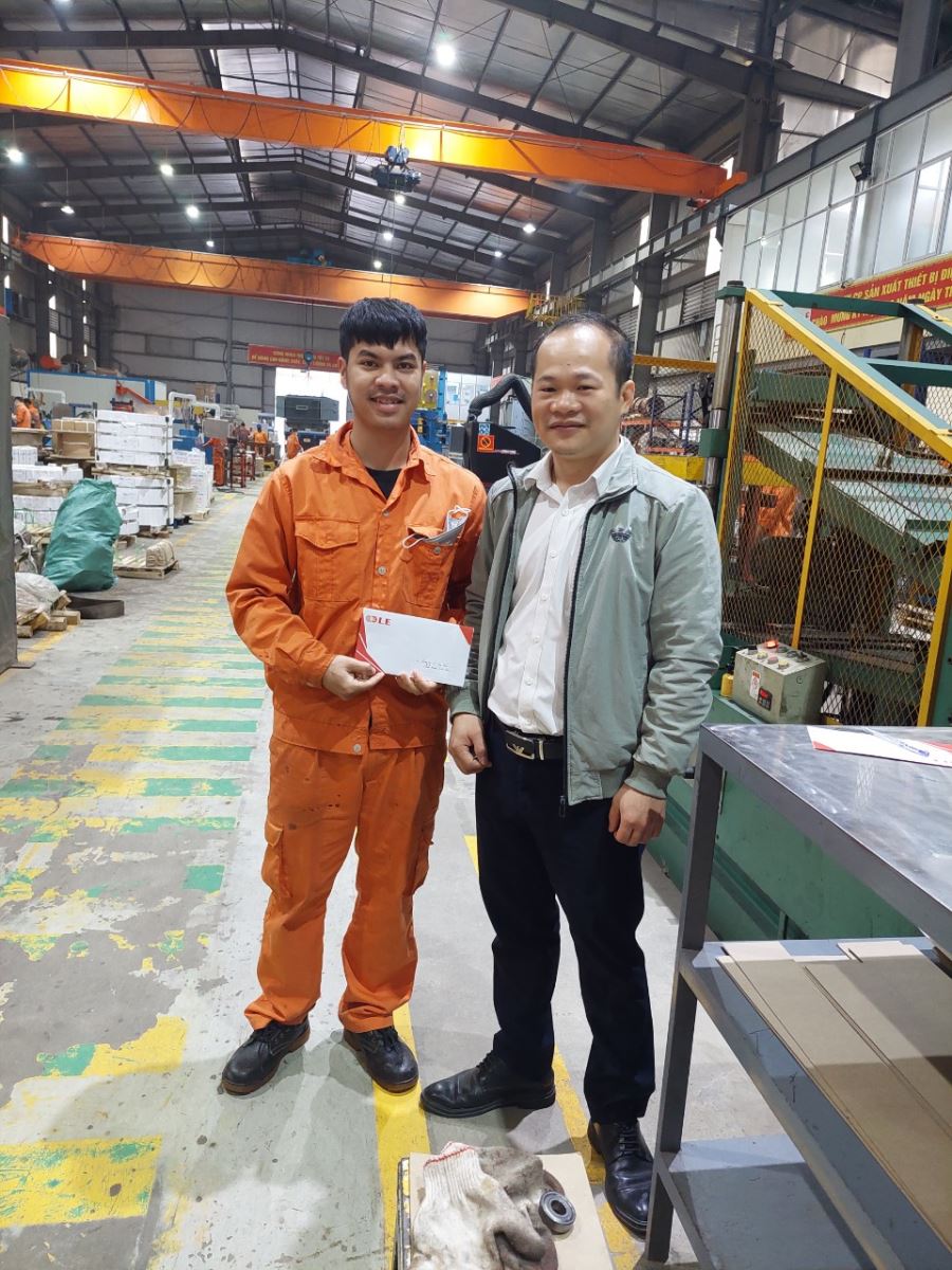 Máy biến áp LE chúc mừng sinh nhật CBCNV Công ty